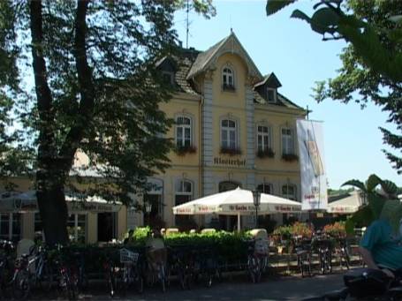 Dormagen : Klosterhof-Restaurant, in der Nähe der Klosteranlage